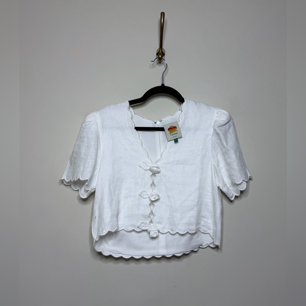 FARM Rio Roses Scallop Crop Top - Picture 4 of 6